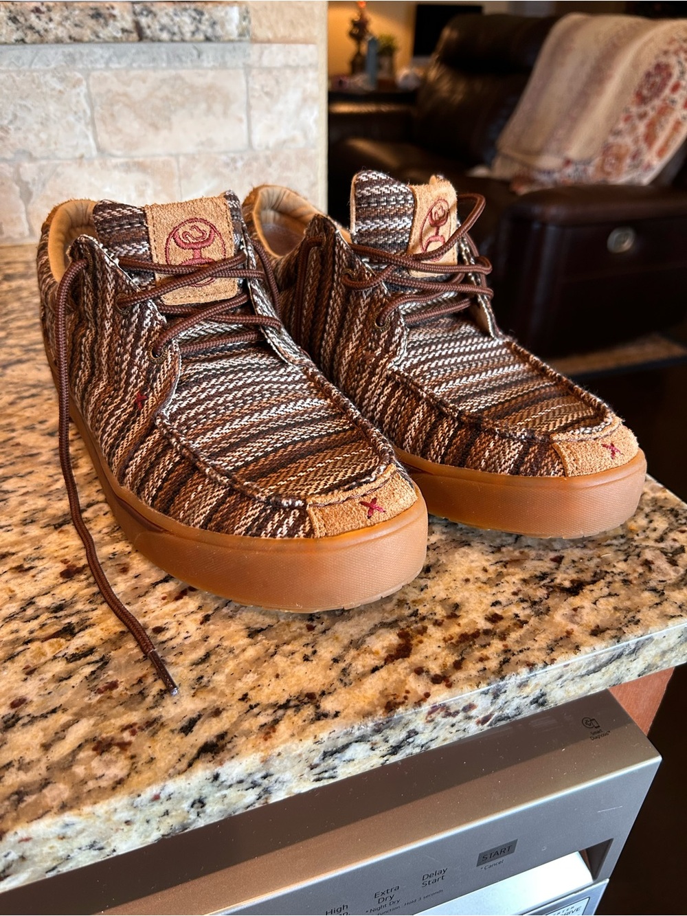 Men’s Twisted X Hooey Loper Shoe